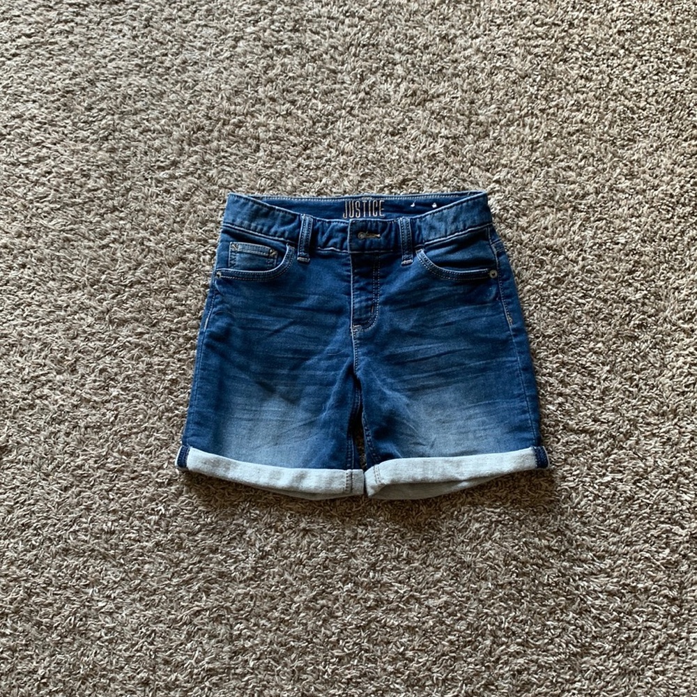 Jdark wash jean shorts🍉